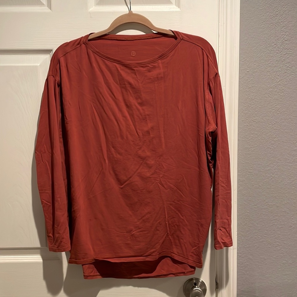 Lululemon Back in Action Long Sleeve - Orange-y Rust Color